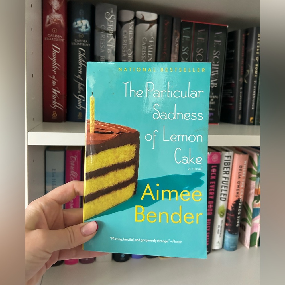 The Particular Sadness of Lemon Cake – Aimee Bender | Paperback Novel | Like New